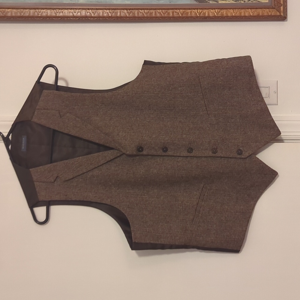 Madison Vest Medium *Make an Offer*